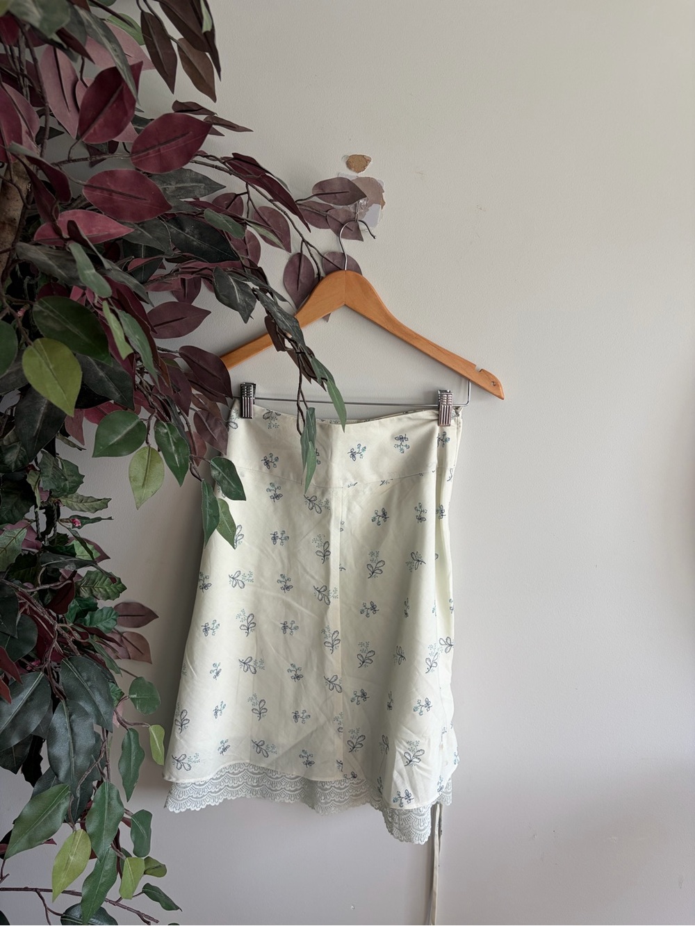 Light Sage Floral Lace-Trim Mini Skirt
